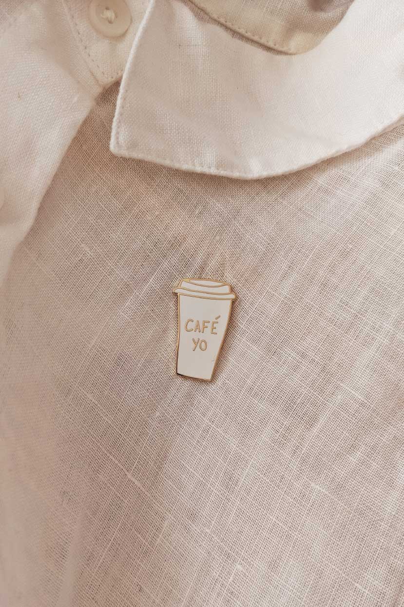 Café Yo Enamel Pin