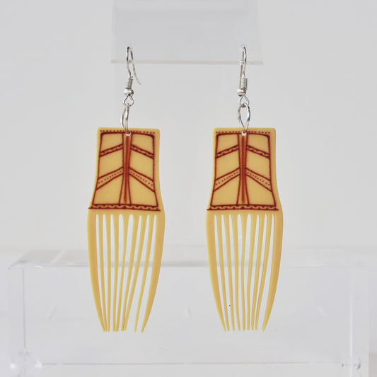 InukChic Illaiguti Kakiniliik Earrings - Mustard