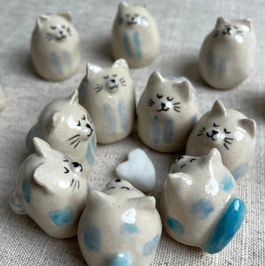 Mini Figurine De Chat En Céramique Faite À La Main