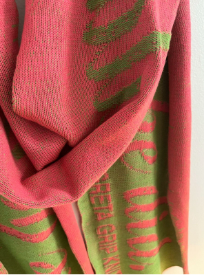 Greta Grip - Phrase Scarves