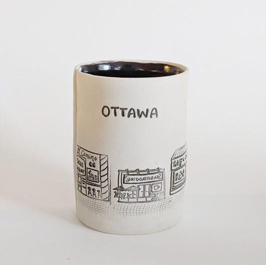 Steffi Acevedo – Gobelet « Ottawa » en céramique (10 oz)